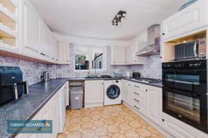 Kitchen- click for photo gallery